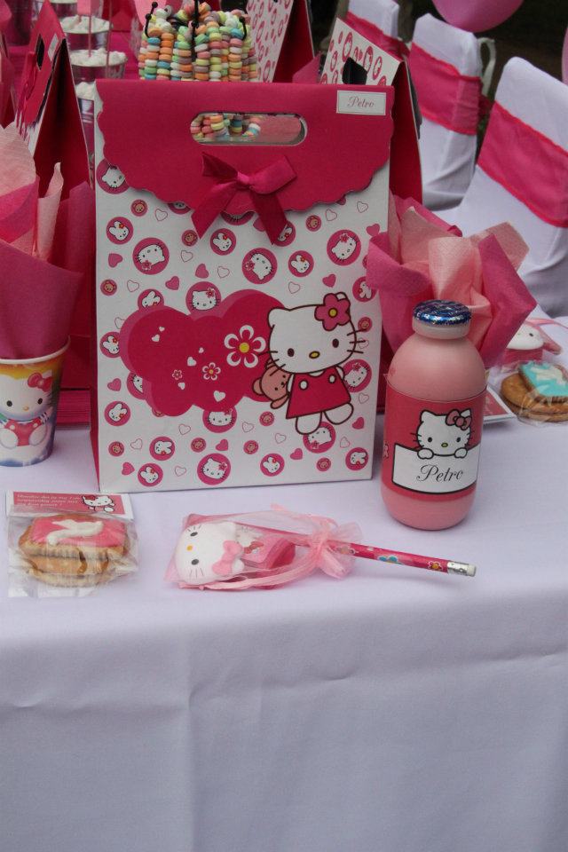 do it yourself hello kitty party decorations
