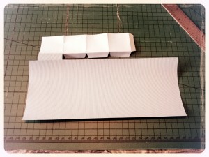 Folding front roof section Blue Paper Dollhouse
