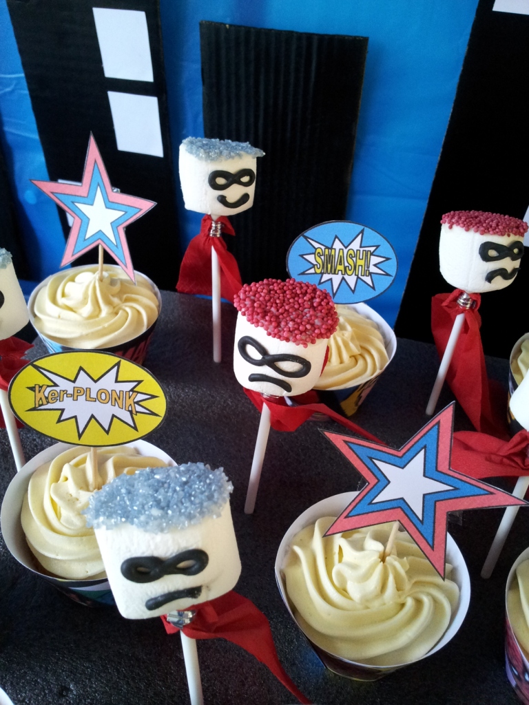 Diy Superhero Cake Pops Diy Superhero Cake Pops