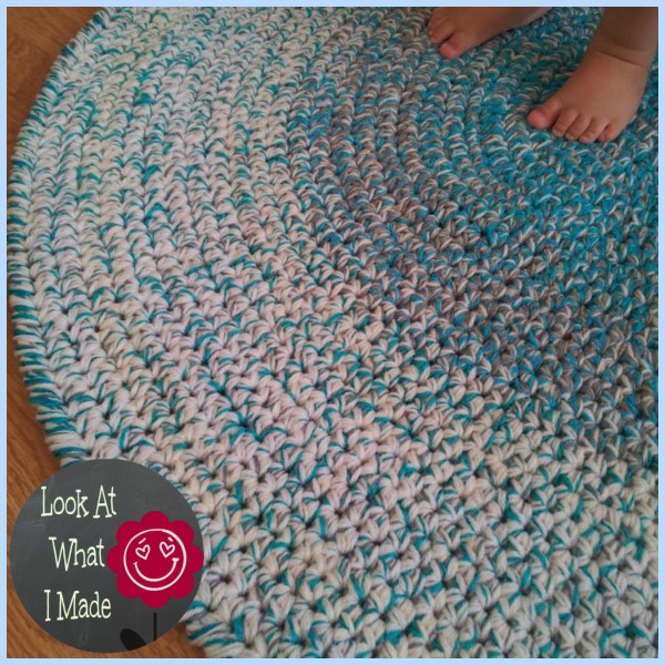 Crochet Rug with Crab Stitch Border